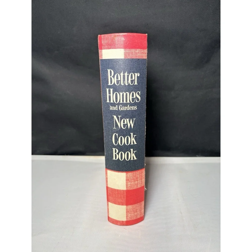 Vintage Better Homes and Gardens New Cook Book 1962 Revised Edition Ring Binder